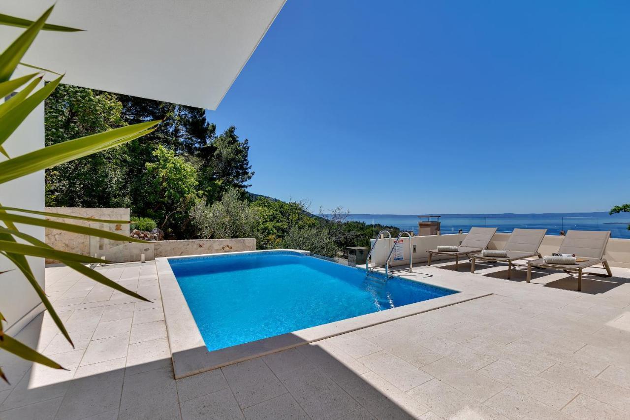 Villa Prestige Baška Voda Eksteriør billede