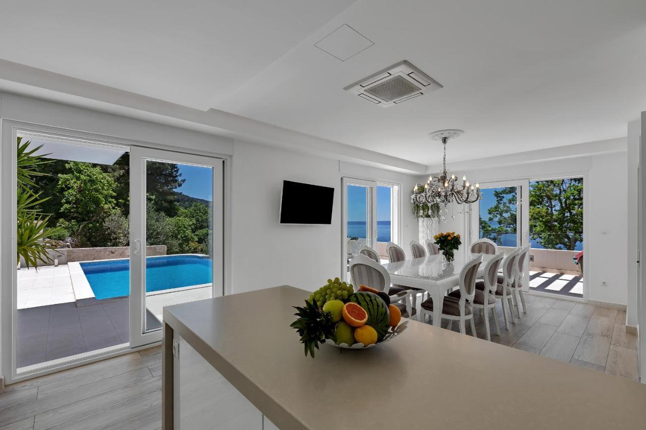 Villa Prestige Baška Voda Eksteriør billede