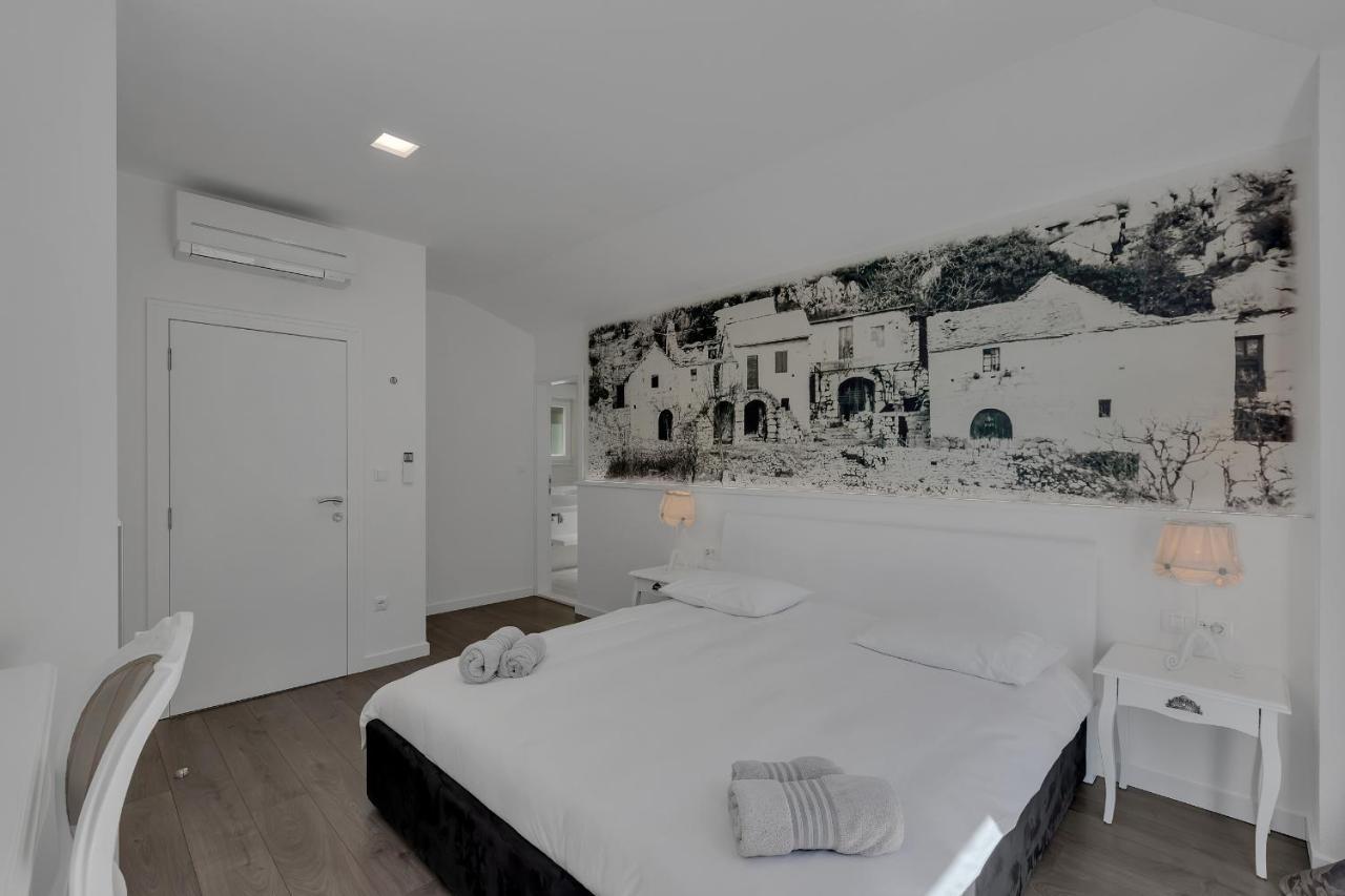 Villa Prestige Baška Voda Eksteriør billede