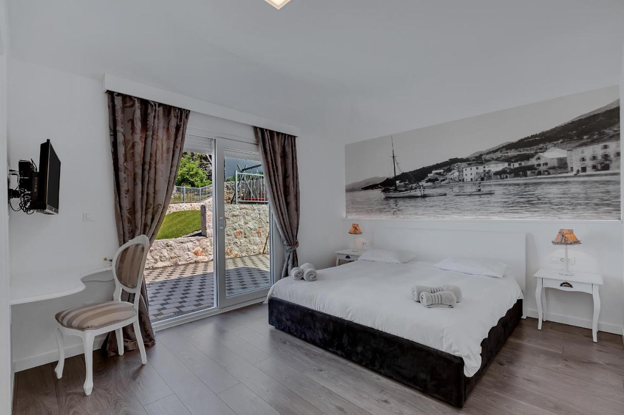 Villa Prestige Baška Voda Eksteriør billede