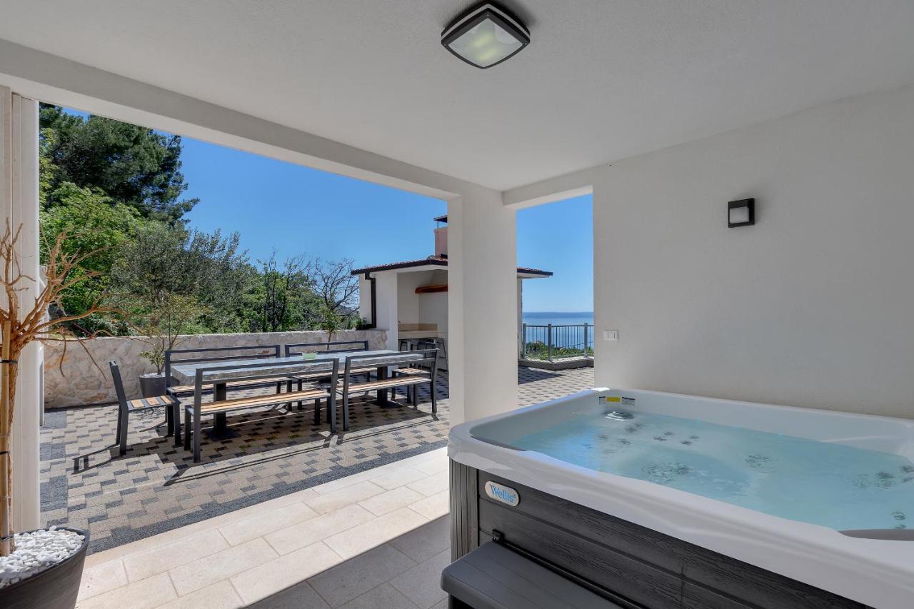 Villa Prestige Baška Voda Eksteriør billede