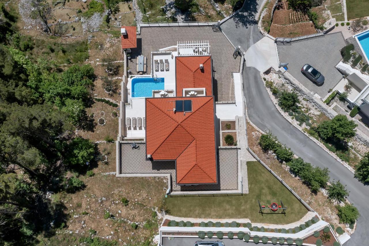 Villa Prestige Baška Voda Eksteriør billede
